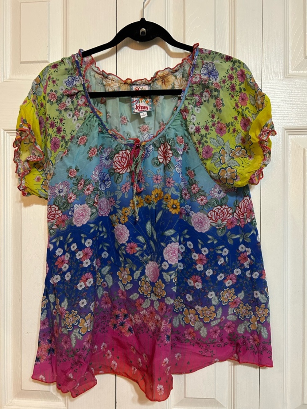 Johnny Was Size L Multicolor Floral Peasant Top - Blue/Pink/Green
